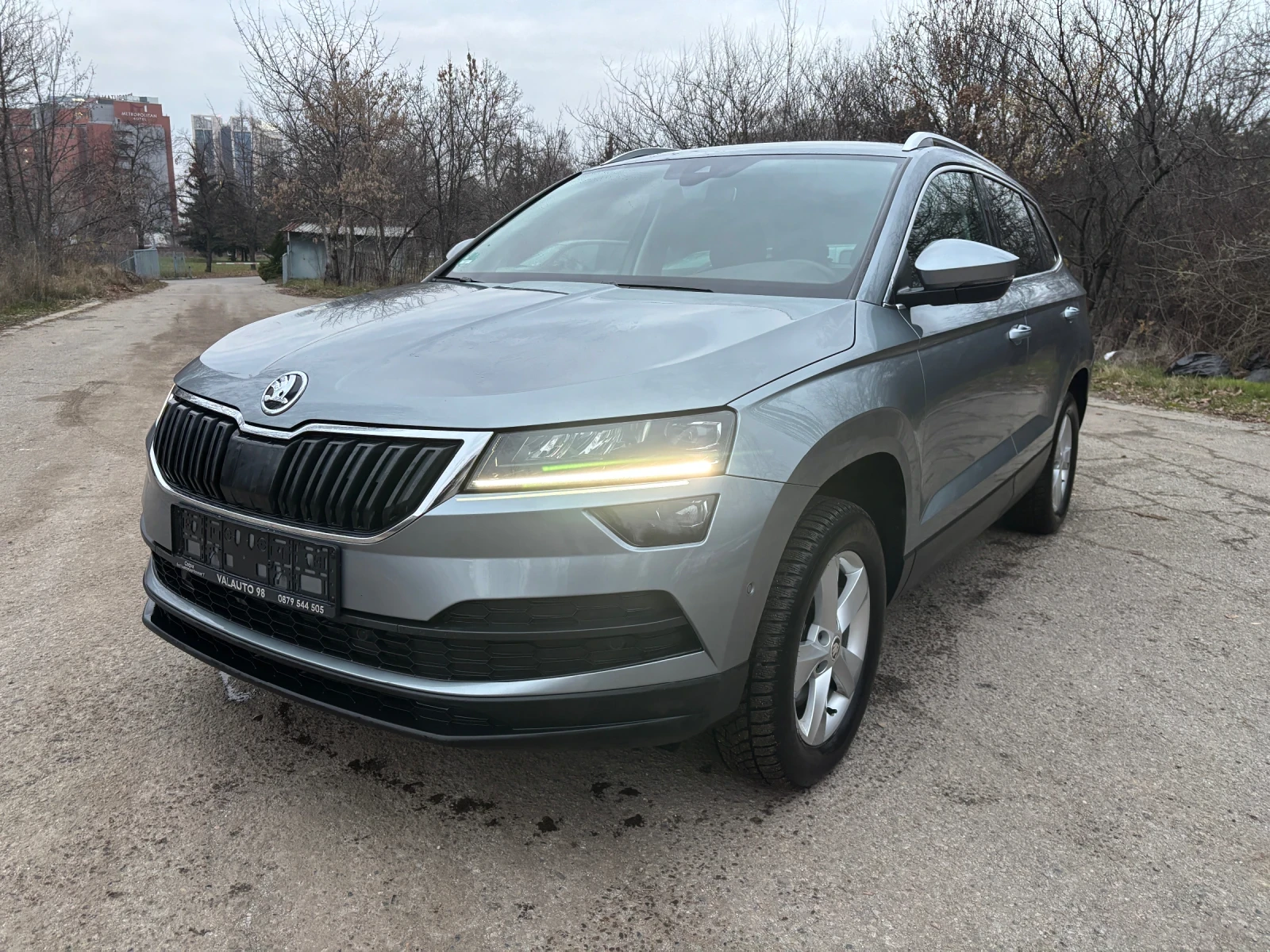 Skoda Karoq 2.0-TDI Style 4x4/Keyless/LED, снимка 1