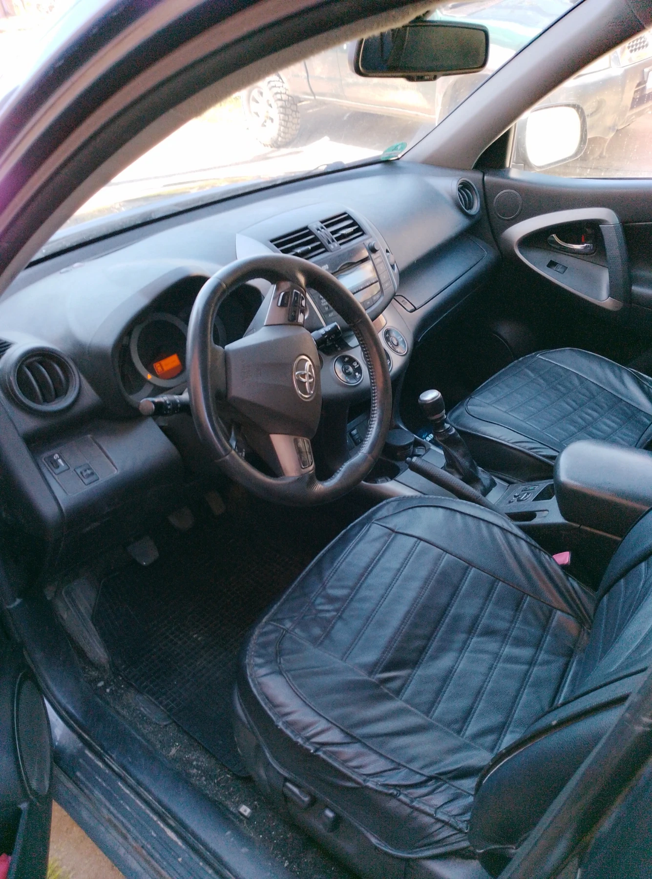 Toyota Rav4  - изображение 4