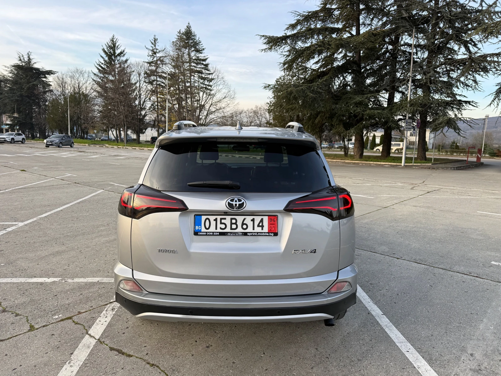 Toyota Rav4 2.0///Executive///Distronic///Face-Lift///KeyLess | Mobile.bg � ����������� 7