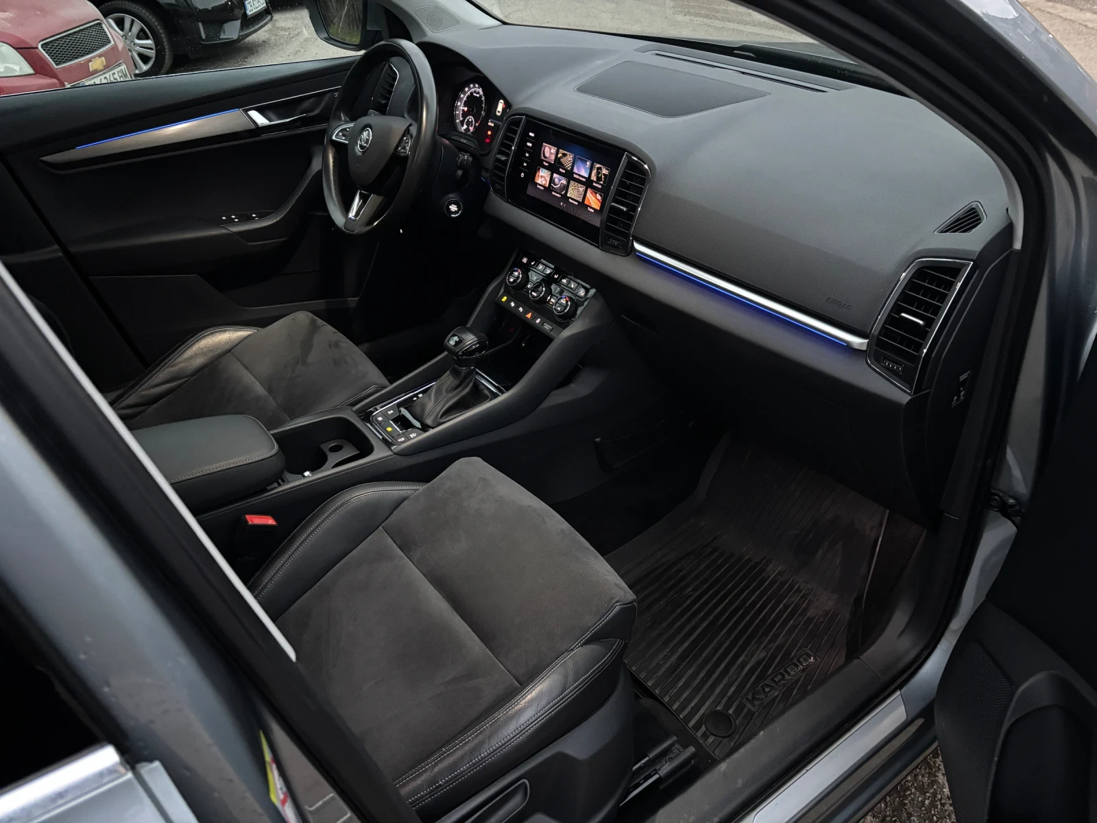 Skoda Karoq 2.0-TDI Style 4x4/Keyless/LED | Mobile.bg � ����������� 12