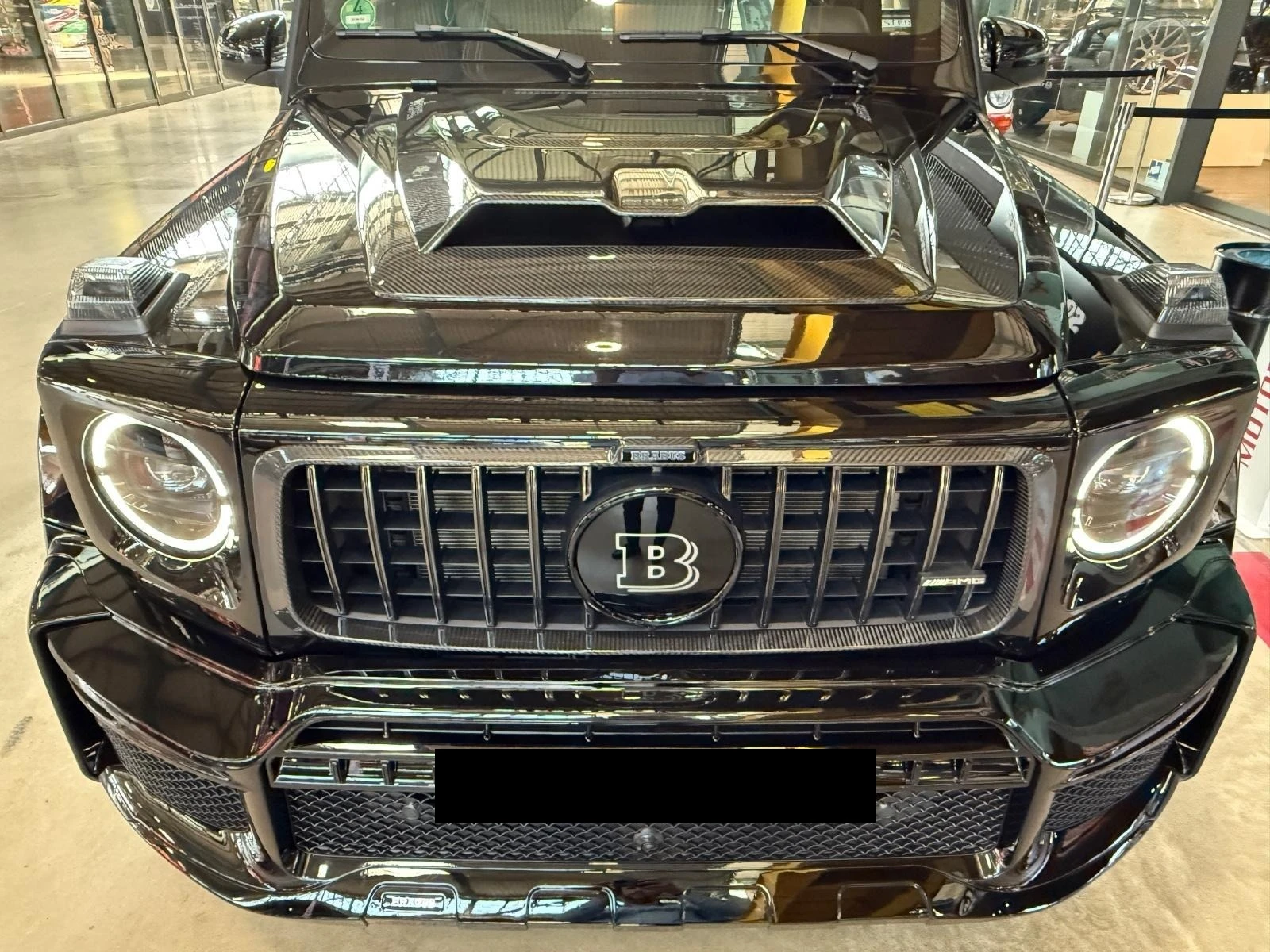 Mercedes-Benz G 63 AMG G800 BRABUS/FULL CARBON/ACTIVE RIDE/SUPERIOR/BURM/ - изображение 3