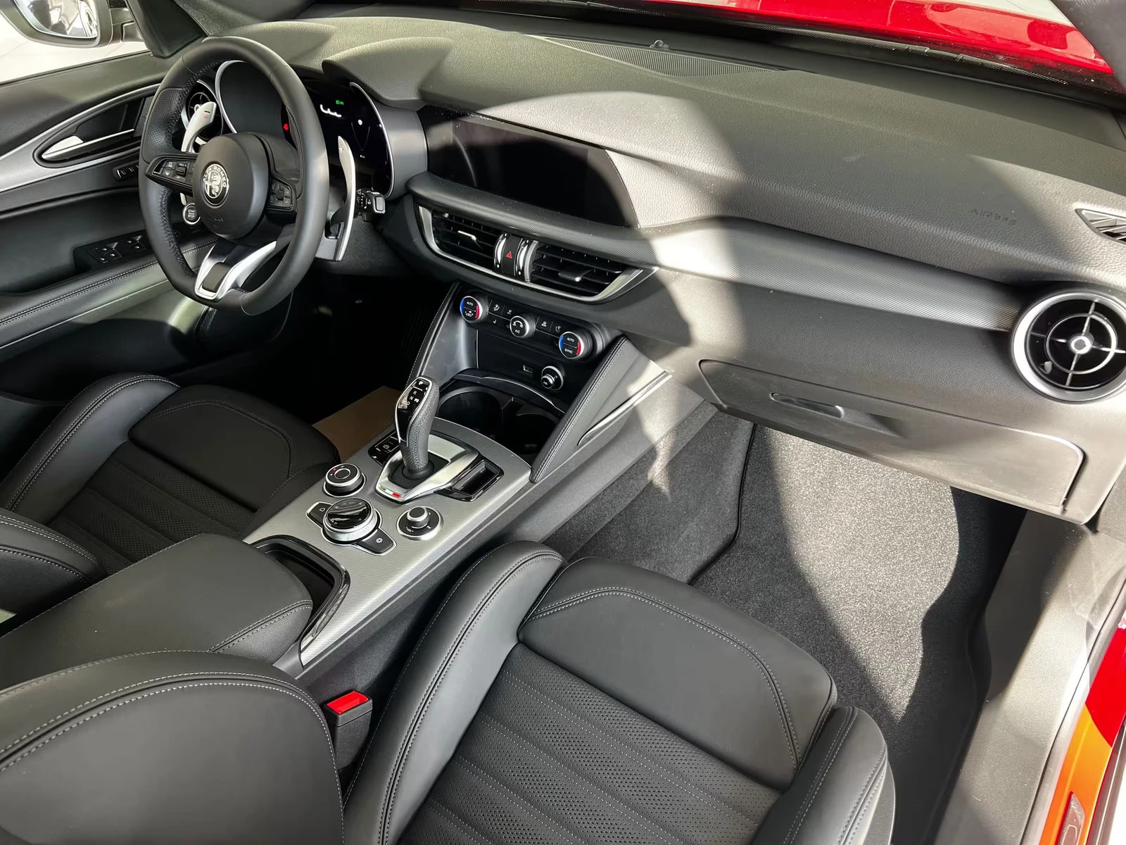 Alfa Romeo Stelvio НОВ!VELOCE/280HP/Q4/CAM/DIGITAL/ACC/NAVI/1002v - изображение 9