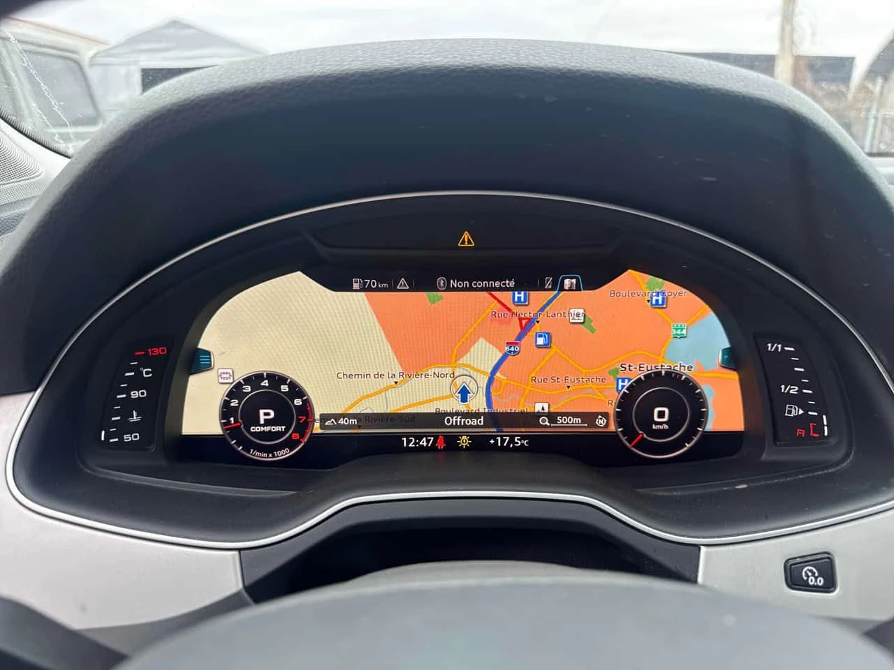 Audi Q7 TECHNIK * ДИСТРОНИК* 360 КАМЕРА* ОБДУХВАНЕ* ПАНОРА, снимка 8 - Автомобили и джипове - 54359672