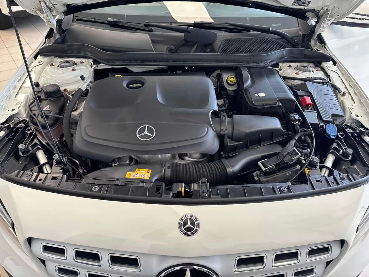Mercedes-Benz GLA 250 | DISTRONIC | ПОДГРЕВ | CARFAX | , снимка 17 - Автомобили и джипове - 54513032
