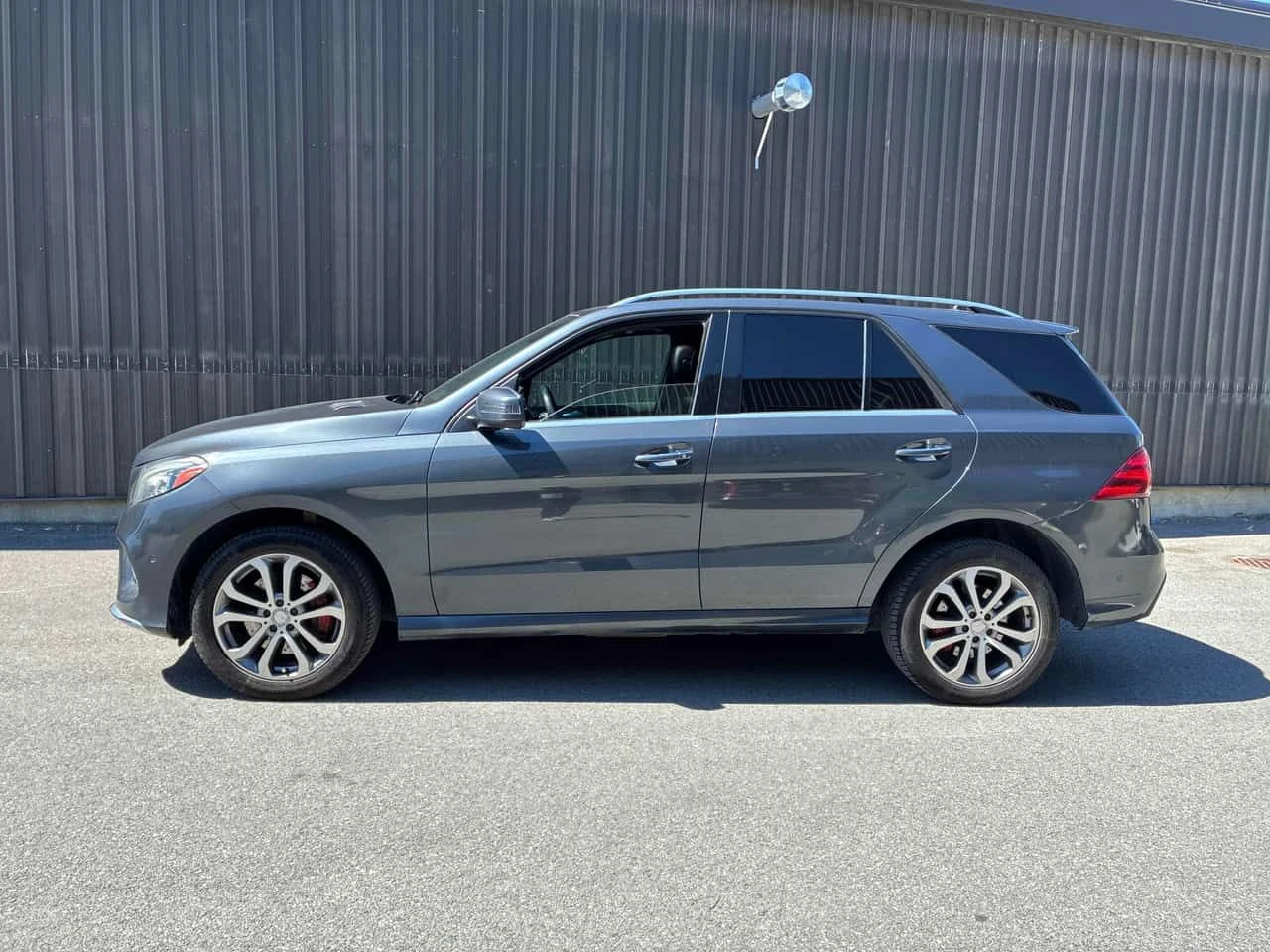 Mercedes-Benz GLE 350 d * 4AMTIC* HARMAN/KARDON* PANORAMA* , снимка 2 - Автомобили и джипове - 54635294