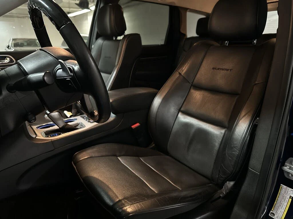 Jeep Grand cherokee Summit 4WD* FULL* ФИКСИРАНА ЦЕНА* АВТОКРЕДИТ* , снимка 13 - Автомобили и джипове - 54912409