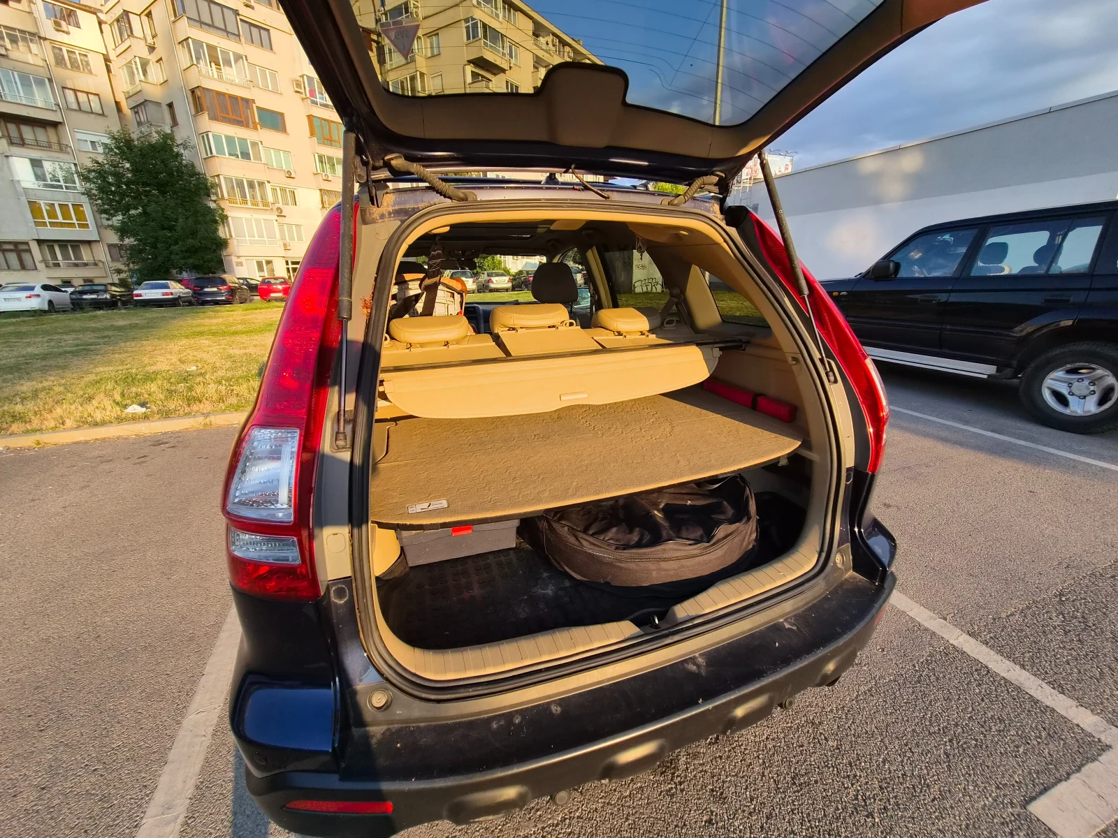 Honda Cr-v Executive, снимка 4 - Автомобили и джипове - 55064210