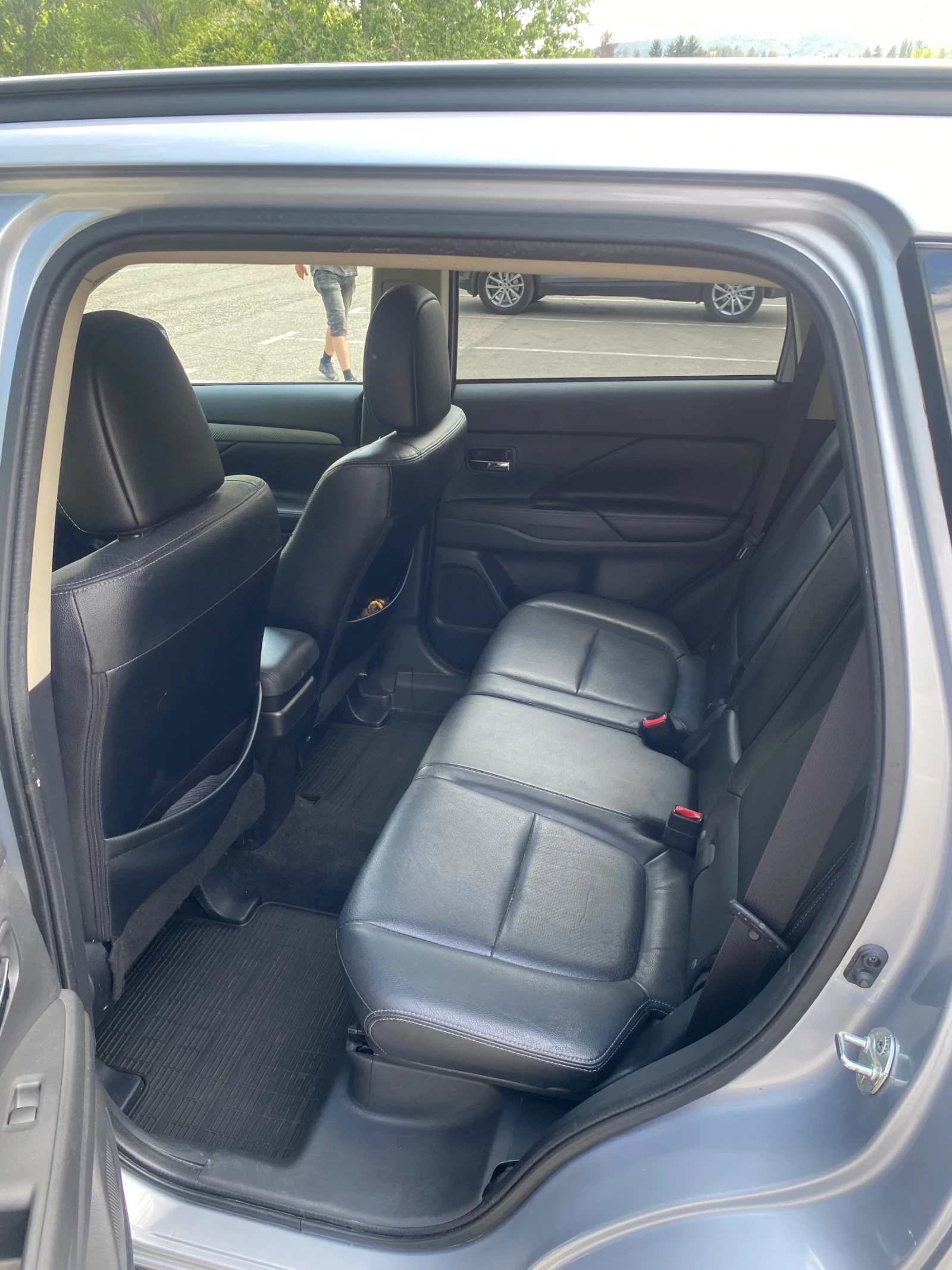 Mitsubishi Outlander, снимка 5 - Автомобили и джипове - 55635264