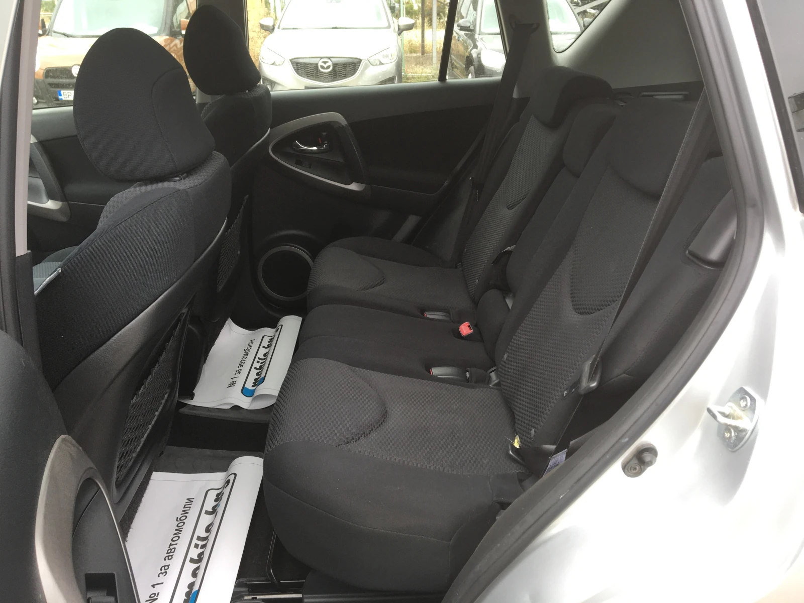 Toyota Rav4 2.2D-4D 136kc, снимка 11 - Автомобили и джипове - 55951453