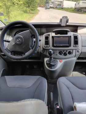 Обява за продажба на Opel Vivaro 2, 5CDTI..MAXI  ~8 990 лв. - изображение 5