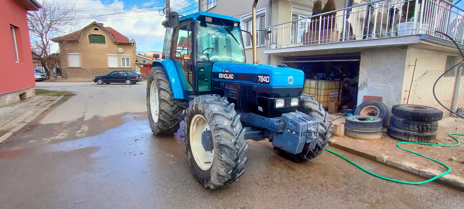 Трактор New Holland 7840 - изображение 3