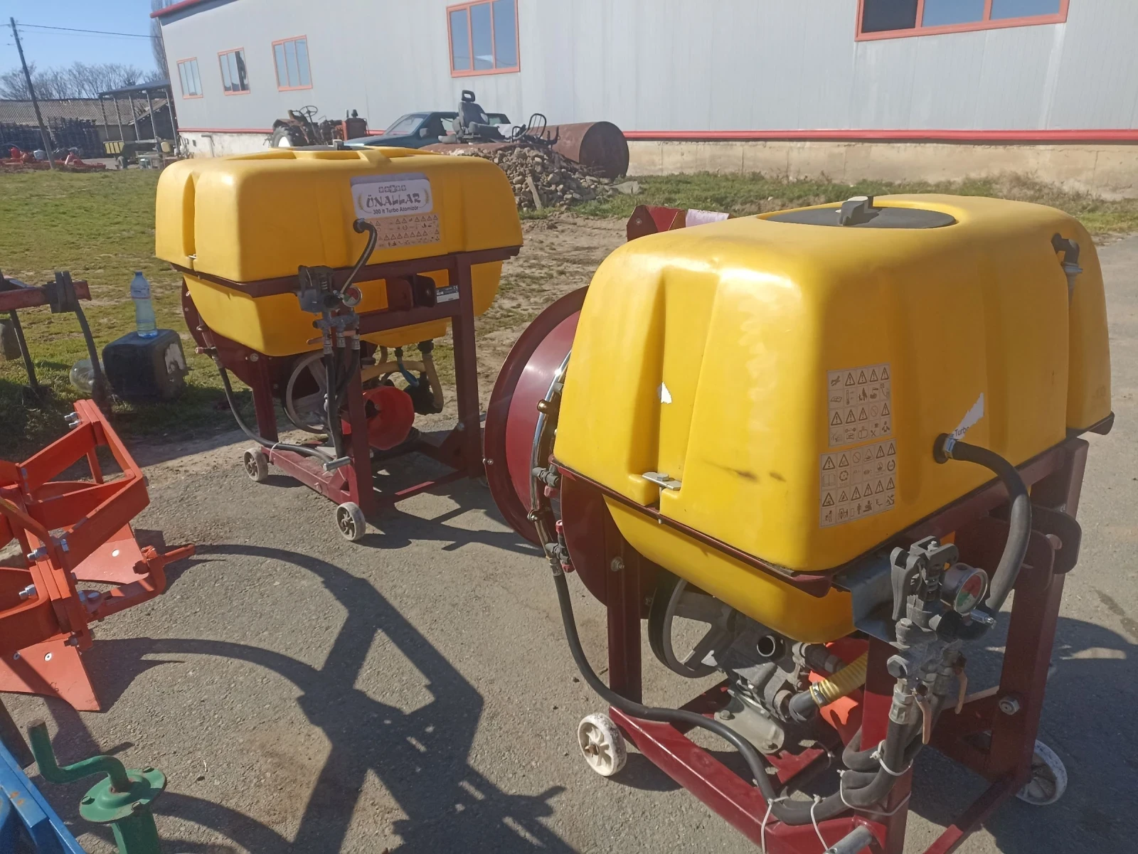 Пръскачка Друга марка 200-300 л., снимка 5 - Селскостопанска техника - 53790654