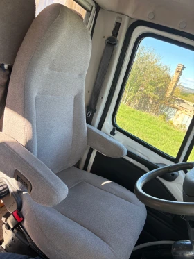 Кемпер Knaus 708G ДВА КЛИМАТИКА АВТ. САТ. АНТЕНА, снимка 12