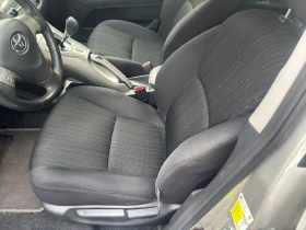 Toyota Auris КАТО НОВА , снимка 7