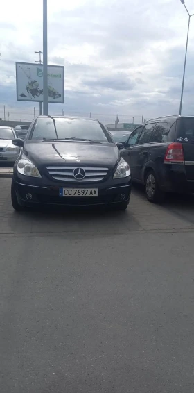     Mercedes-Benz B 200