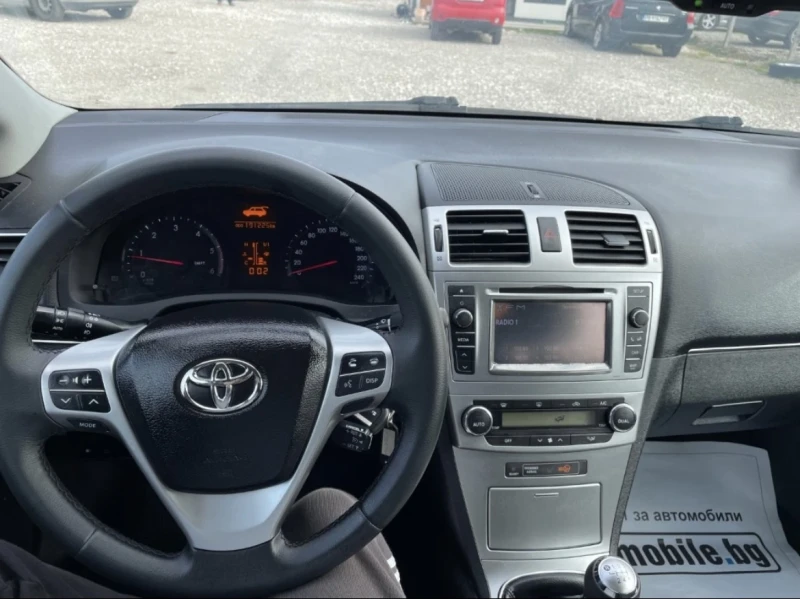 Toyota Avensis 2.0, снимка 9 - Автомобили и джипове - 46897958