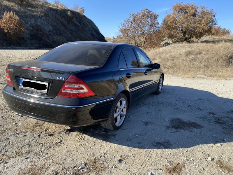 Mercedes-Benz C 270, снимка 5 - Автомобили и джипове - 47910020