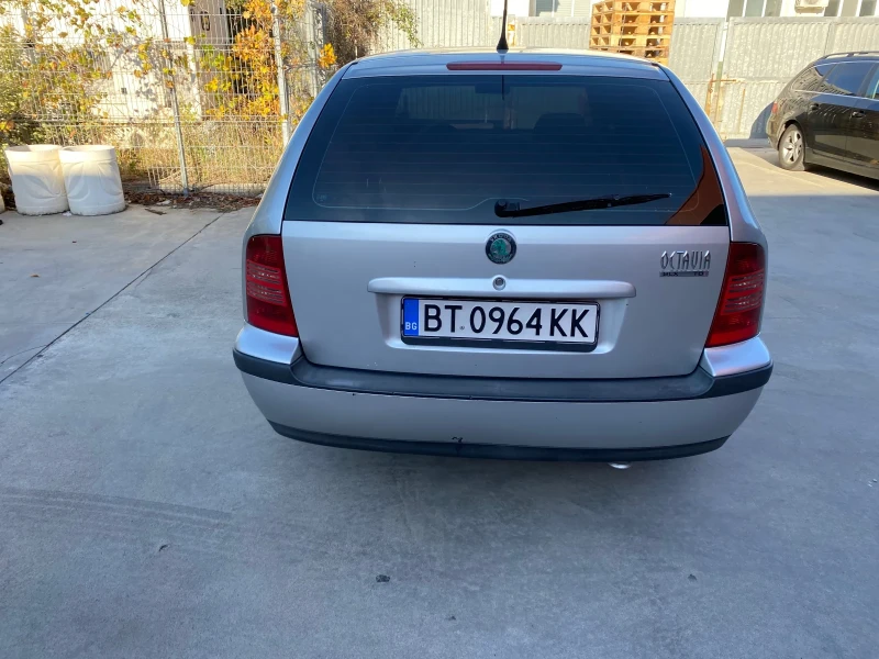 Skoda Octavia 1.9TDI, снимка 5 - Автомобили и джипове - 48317130