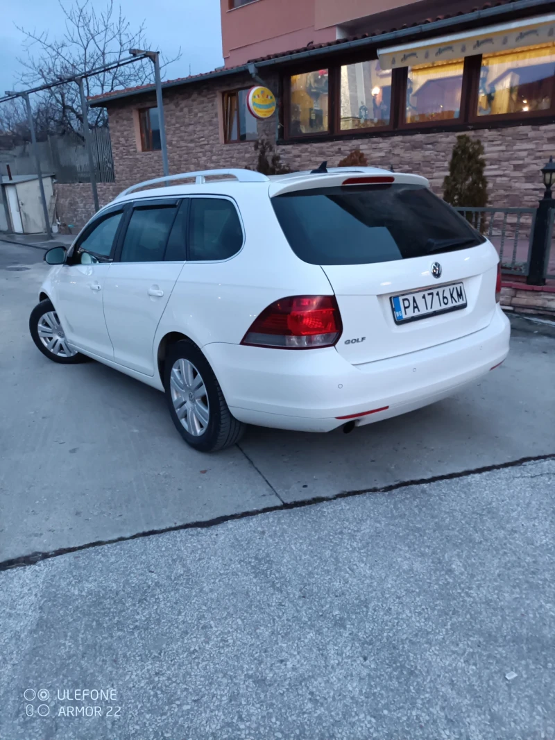 VW Golf 1.6TDI+ , снимка 4 - Автомобили и джипове - 48539912