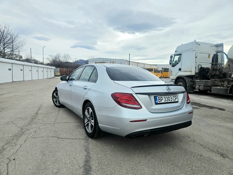 Mercedes-Benz E 220 CDi * 9G-Tronik* AMG / КАМЕРА / ПОДГРЕВ / BURMASTE, снимка 7 - Автомобили и джипове - 48550421