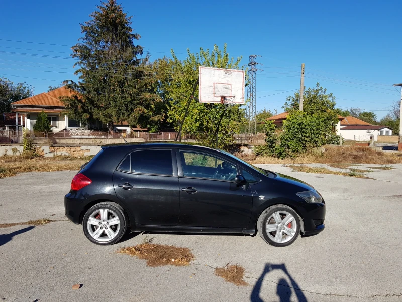 Toyota Auris, снимка 2 - Автомобили и джипове - 49024547