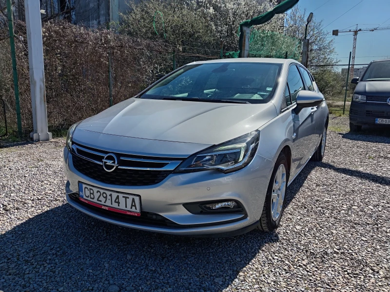 Opel Astra 1.4T, снимка 1 - Автомобили и джипове - 49583124