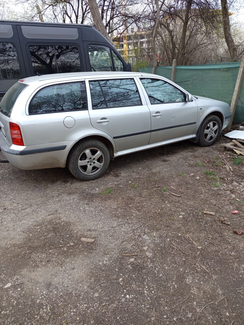 Skoda Octavia Турбо, снимка 1 - Автомобили и джипове - 49598228