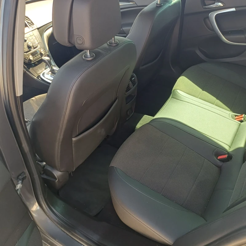 Opel Insignia 2.0CDTI 4x4 NAVI , снимка 7 - Автомобили и джипове - 52028725