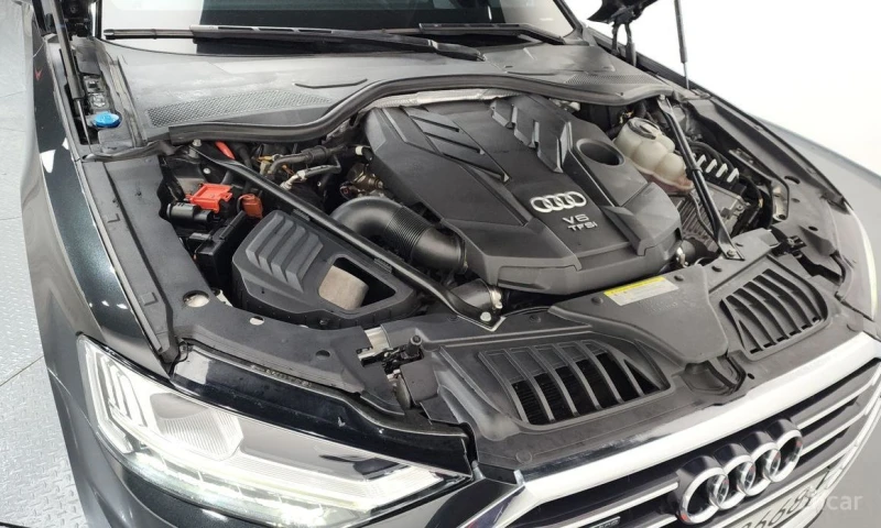 Audi A8, снимка 6 - Автомобили и джипове - 53273101