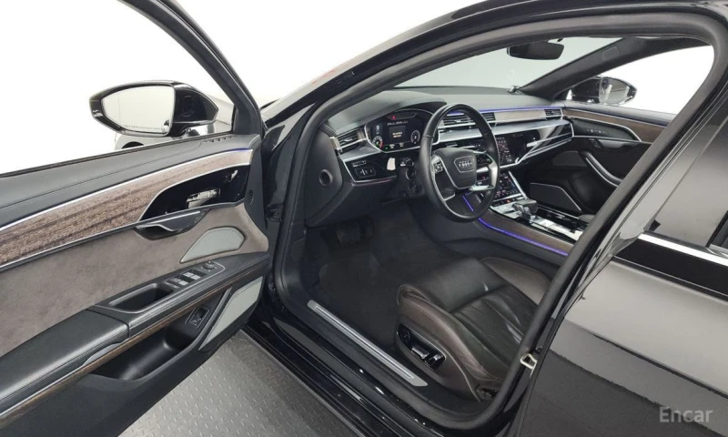 Audi A8, снимка 10 - Автомобили и джипове - 53273101
