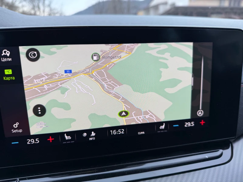 Skoda Octavia 2.0 TDI VRS, снимка 11 - Автомобили и джипове - 53391550