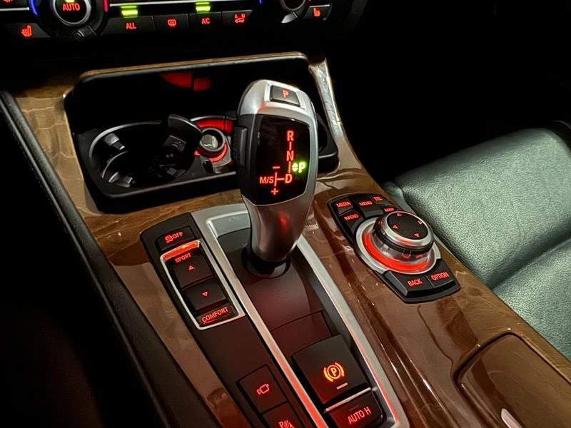 BMW 528 528I, снимка 9 - Автомобили и джипове - 55824868