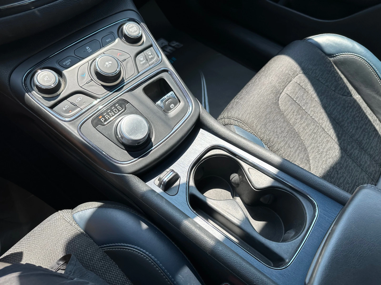 Chrysler 200 S*  | Mobile.bg — изображение 11