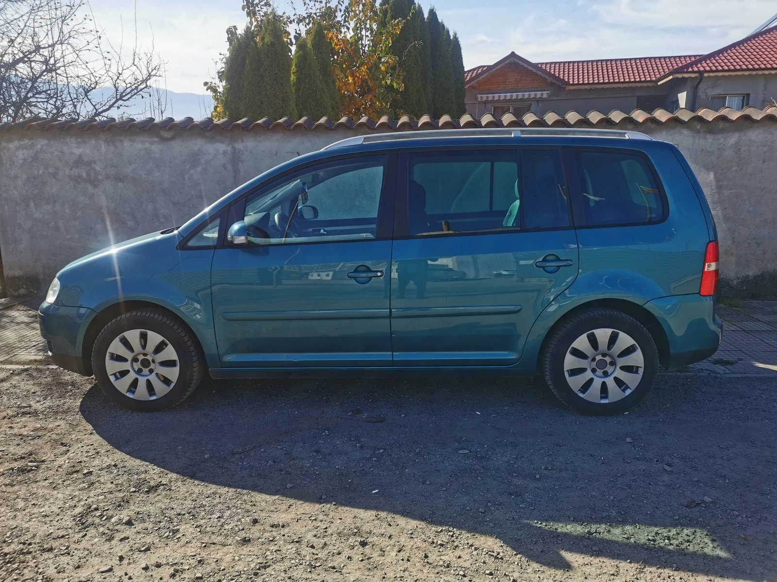 VW Touran 2.0 TDI - изображение 3