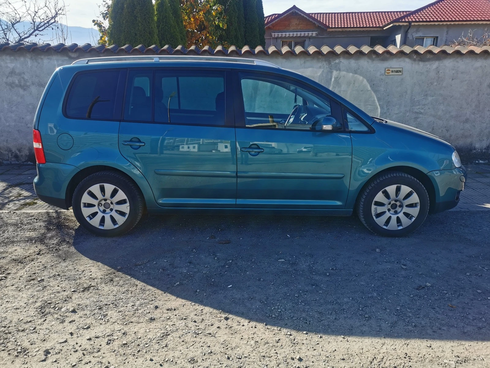 VW Touran 2.0 TDI - изображение 4