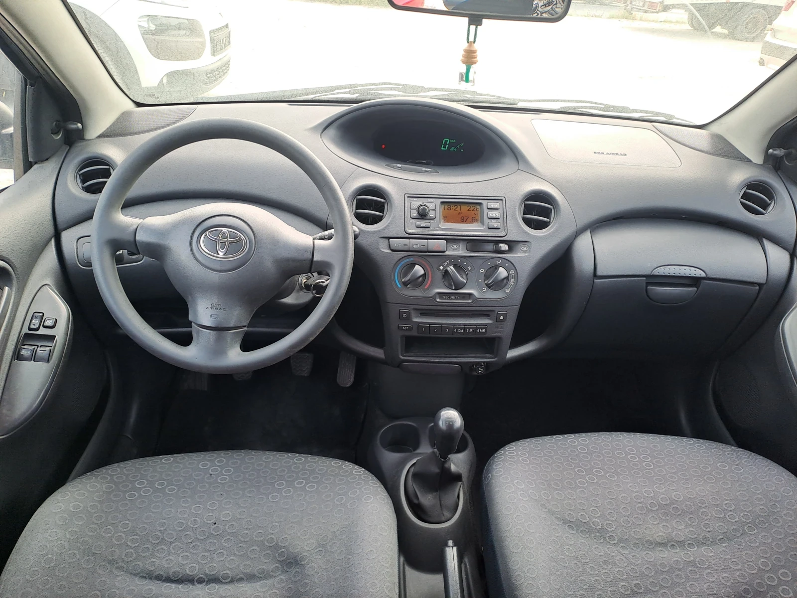 Toyota Yaris 1, 3i, КЛИМА | Mobile.bg — изображение 12