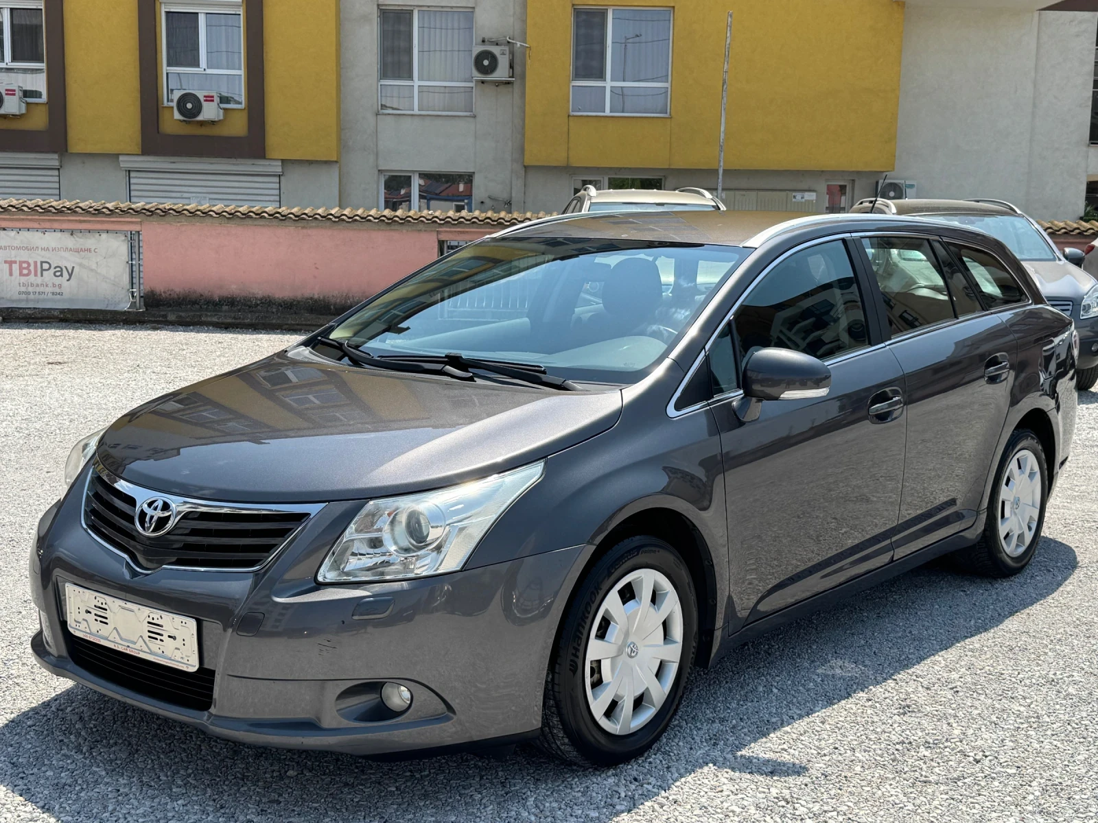 Toyota Avensis 1, 8 VVT-i* 2011г.* НАВИГАЦИЯ* ПОДГРЕВ* EURO 5 - изображение 2