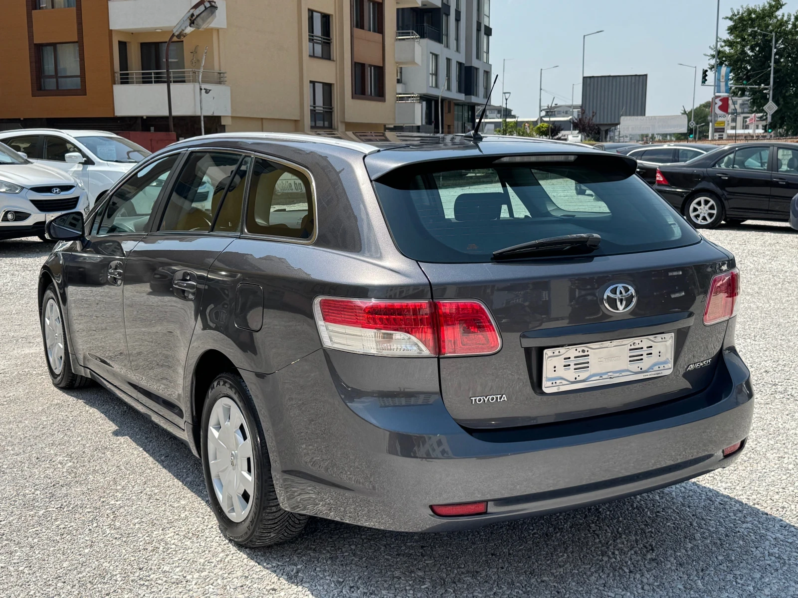 Toyota Avensis 1, 8 VVT-i* 2011г.* НАВИГАЦИЯ* ПОДГРЕВ* EURO 5 - изображение 8