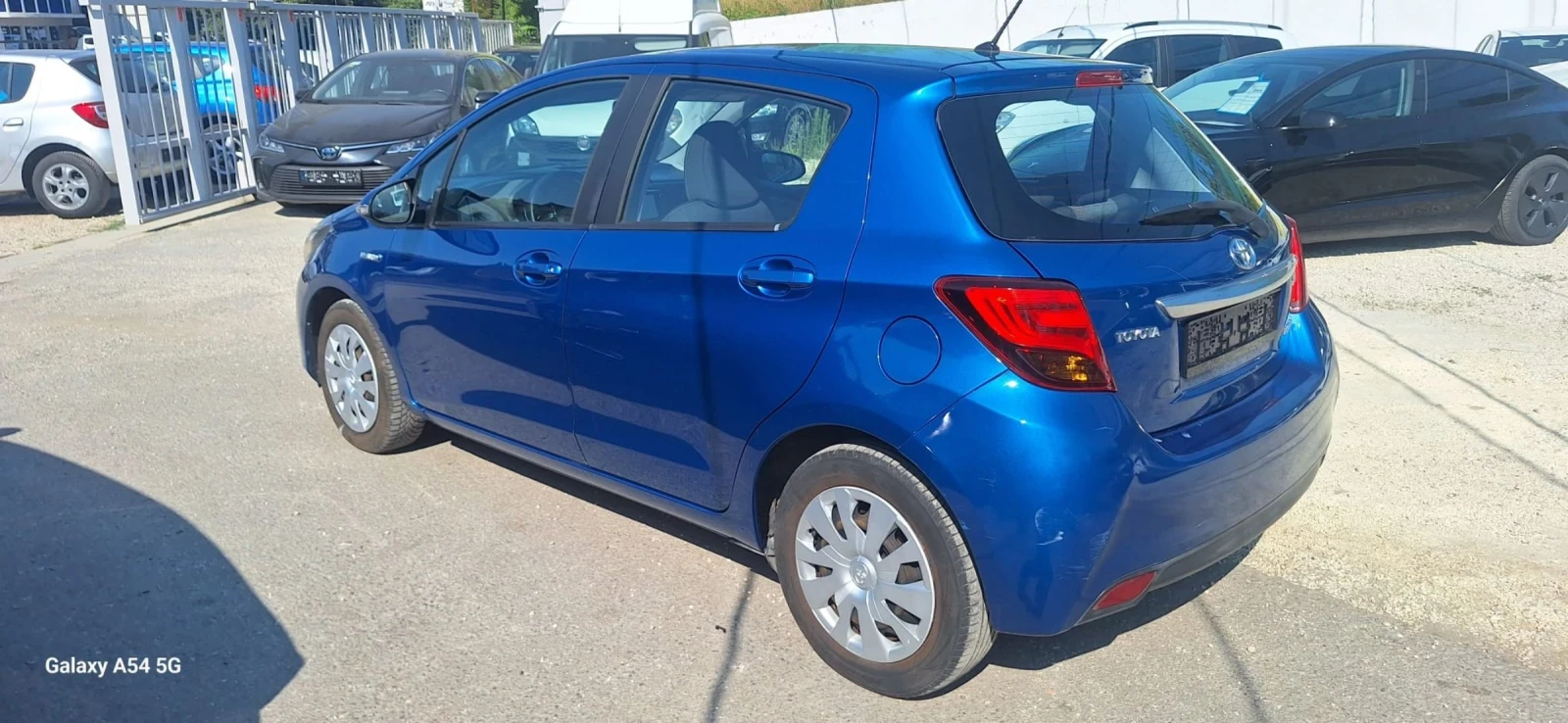 Toyota Yaris ХИБРИД?КАМЕРА?KEYLESS?ГАРАНЦИЯ 3 МЕСЕЦА - изображение 2