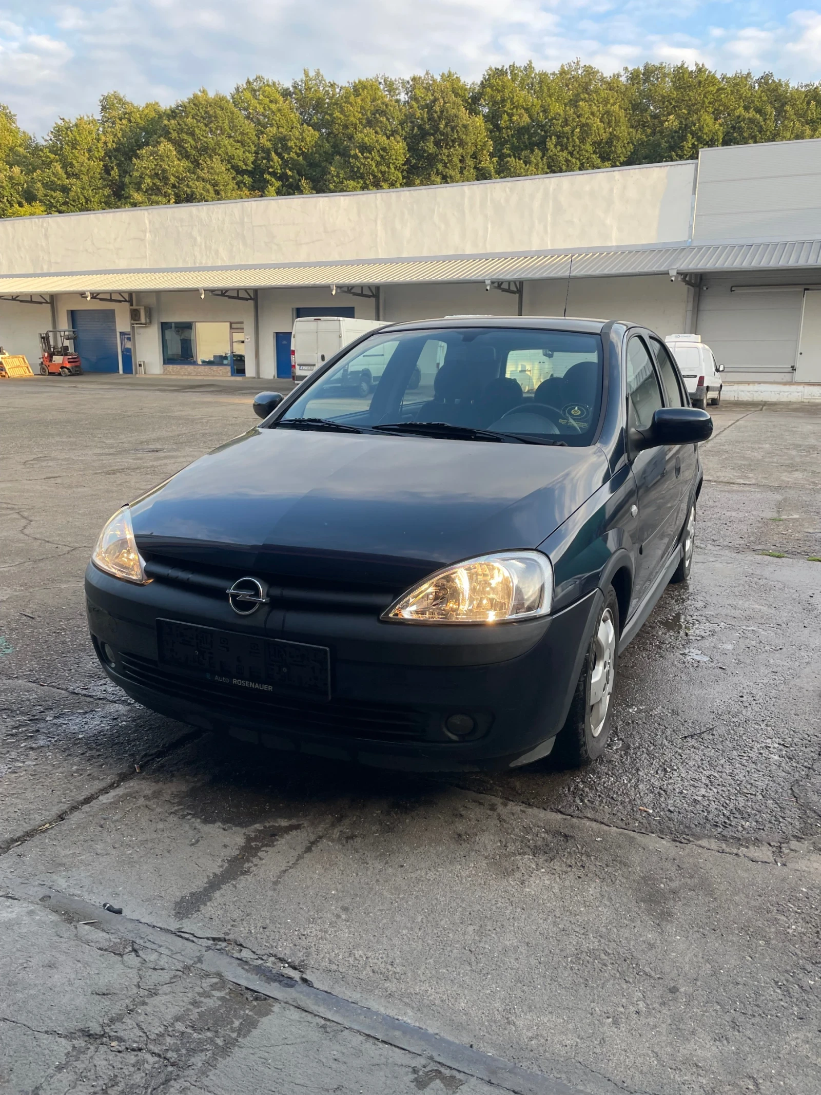 Opel Corsa 1, 4 Automatic  - изображение 2