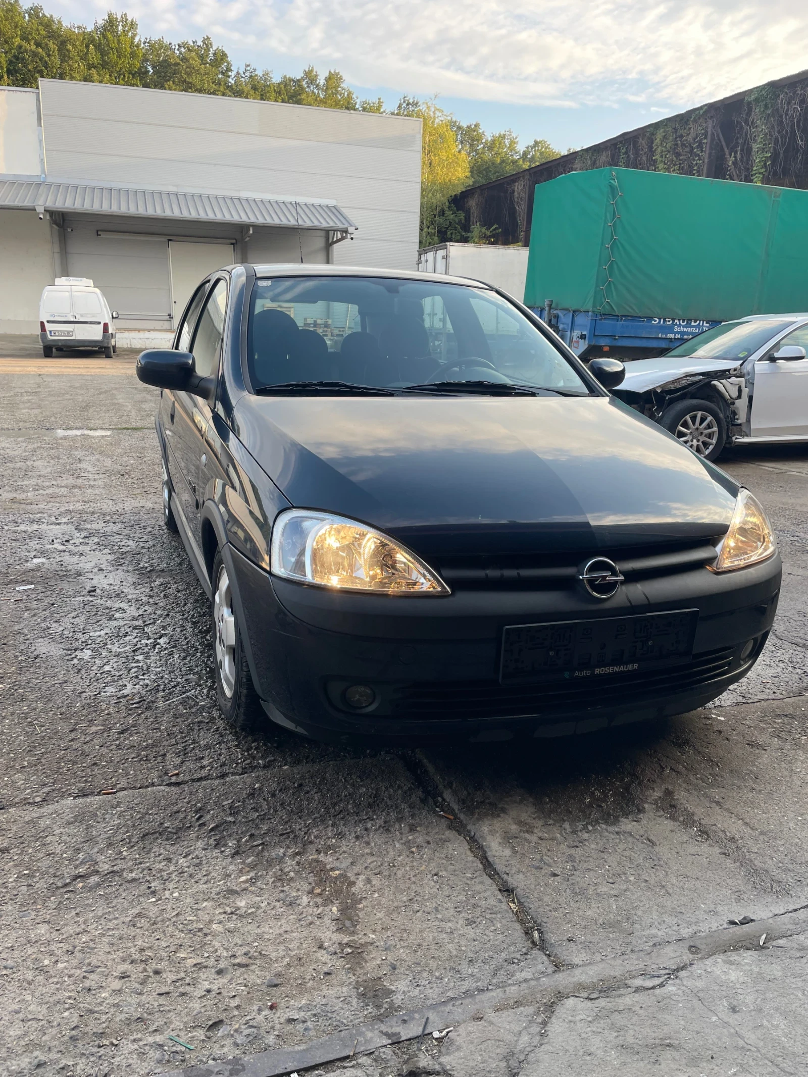 Opel Corsa 1, 4 Automatic  - изображение 5