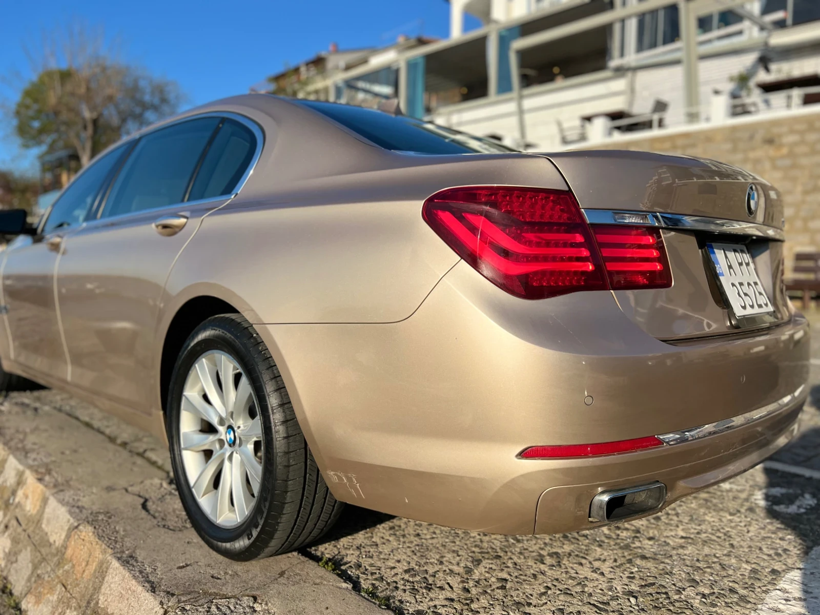 BMW 740 Li - изображение 3