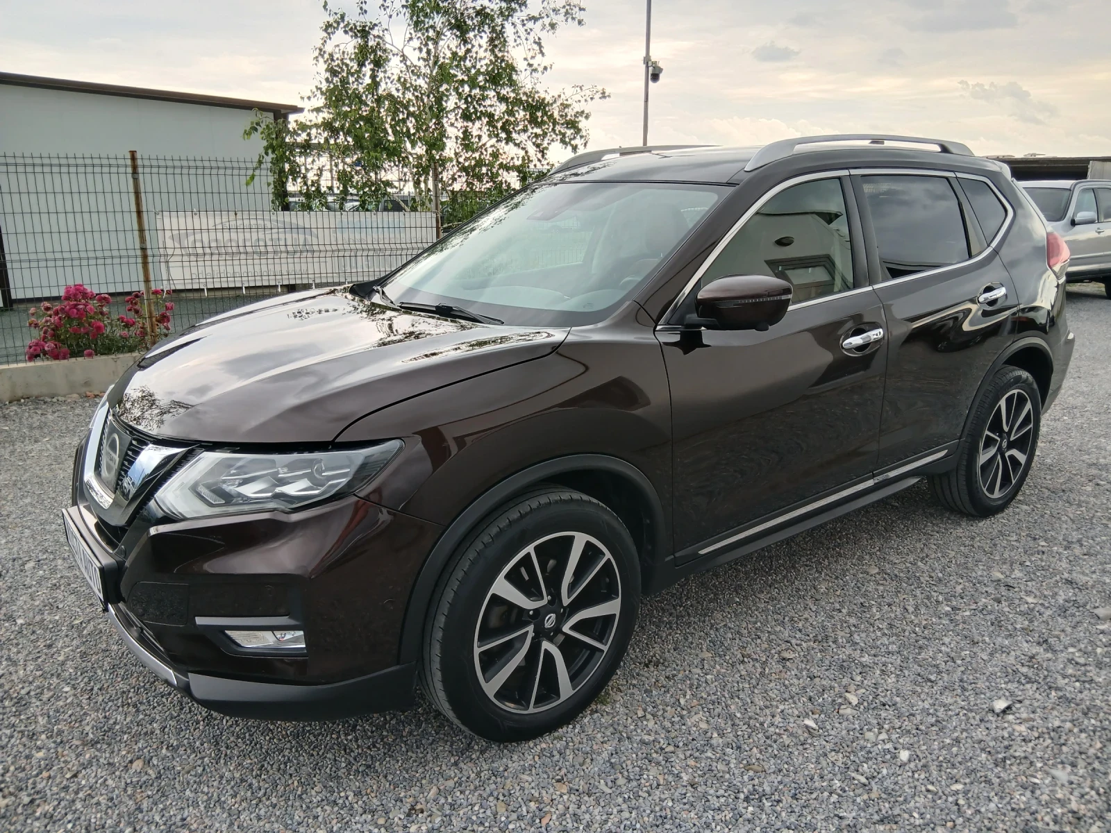 Nissan X-trail като нова 4X4 FUL, снимка 8 - Автомобили и джипове - 52656030