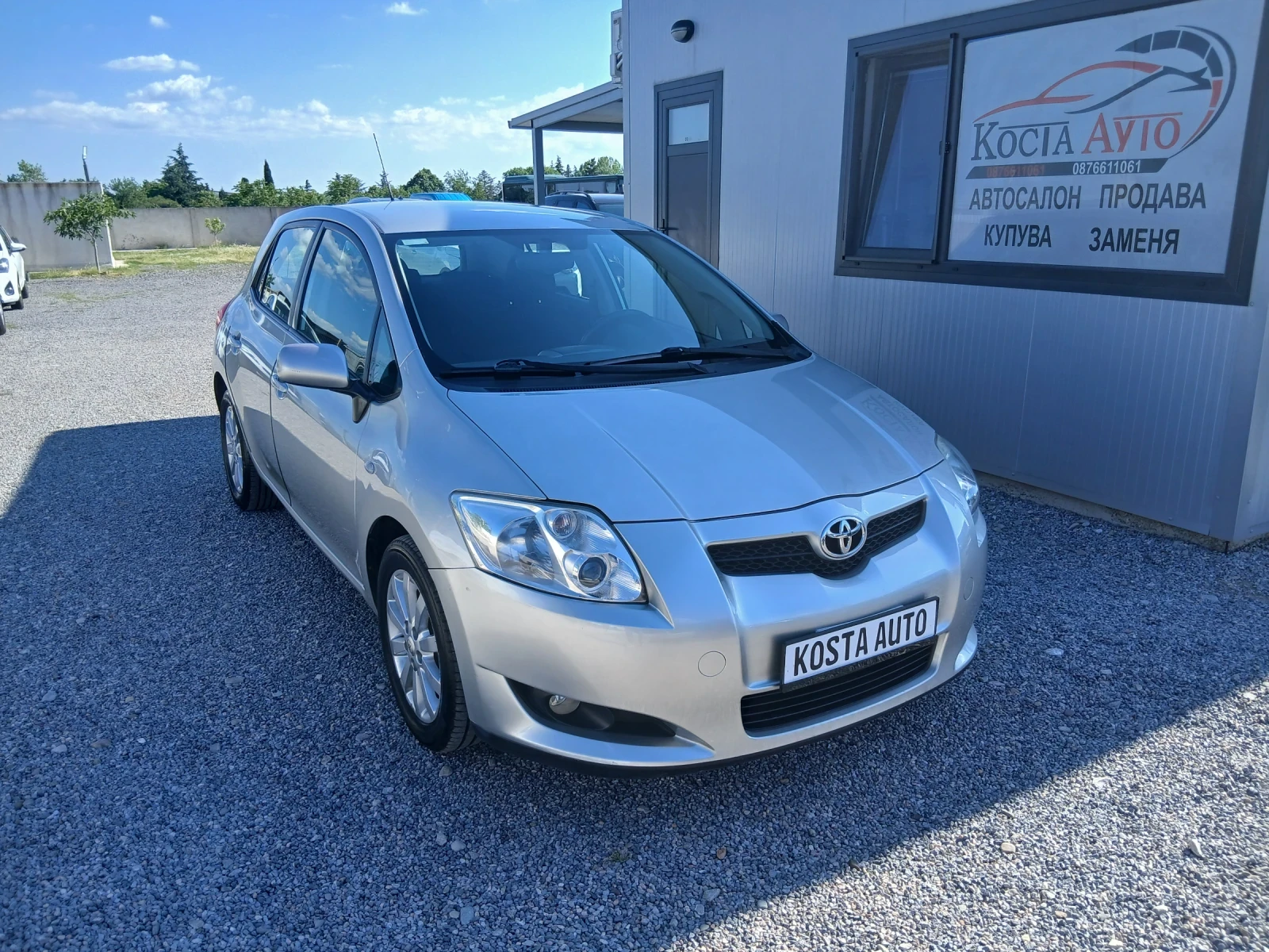 Toyota Auris КАТО НОВА 