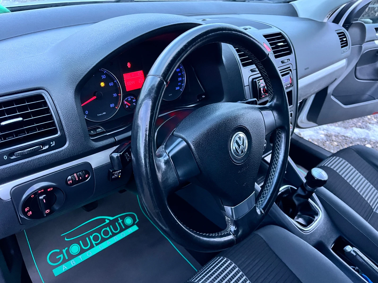 VW Golf 1, 6i-102k.c/ГАЗ/2008г/КЛИМАТРОНИК/ТОП СЪСТОЯНИЕ!! - изображение 7