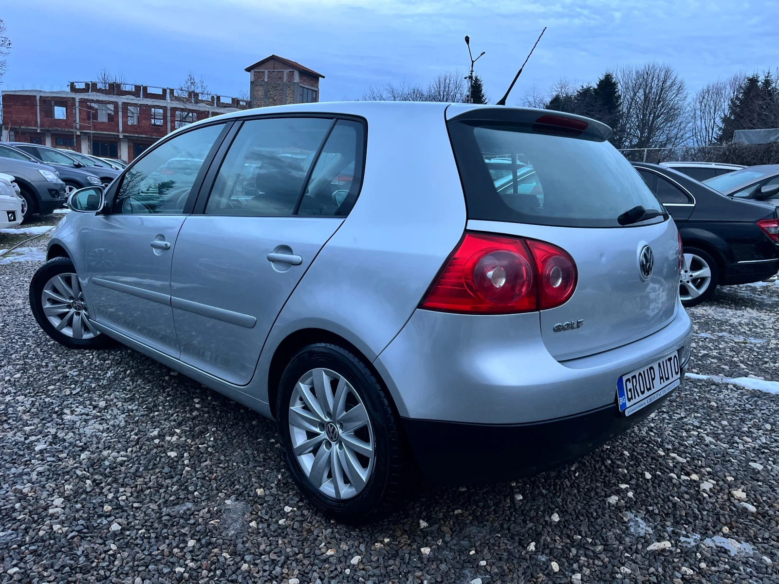 VW Golf 1, 6i-102k.c/ГАЗ/2008г/КЛИМАТРОНИК/ТОП СЪСТОЯНИЕ!! - изображение 4