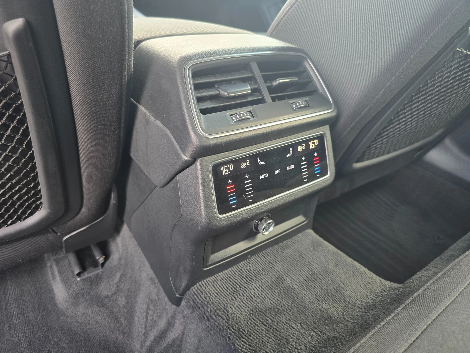 Audi A6 2.0TDI 204k.s.Digital /Hibrid, снимка 16 - Автомобили и джипове - 53173769