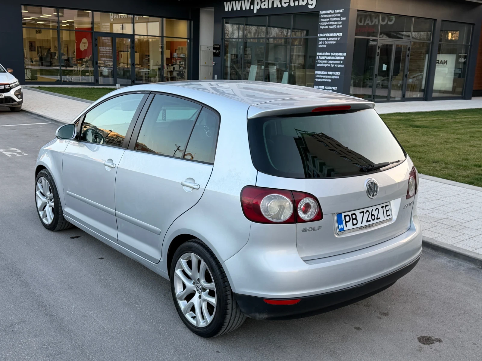 VW Golf Plus, снимка 5 - Автомобили и джипове - 53843722