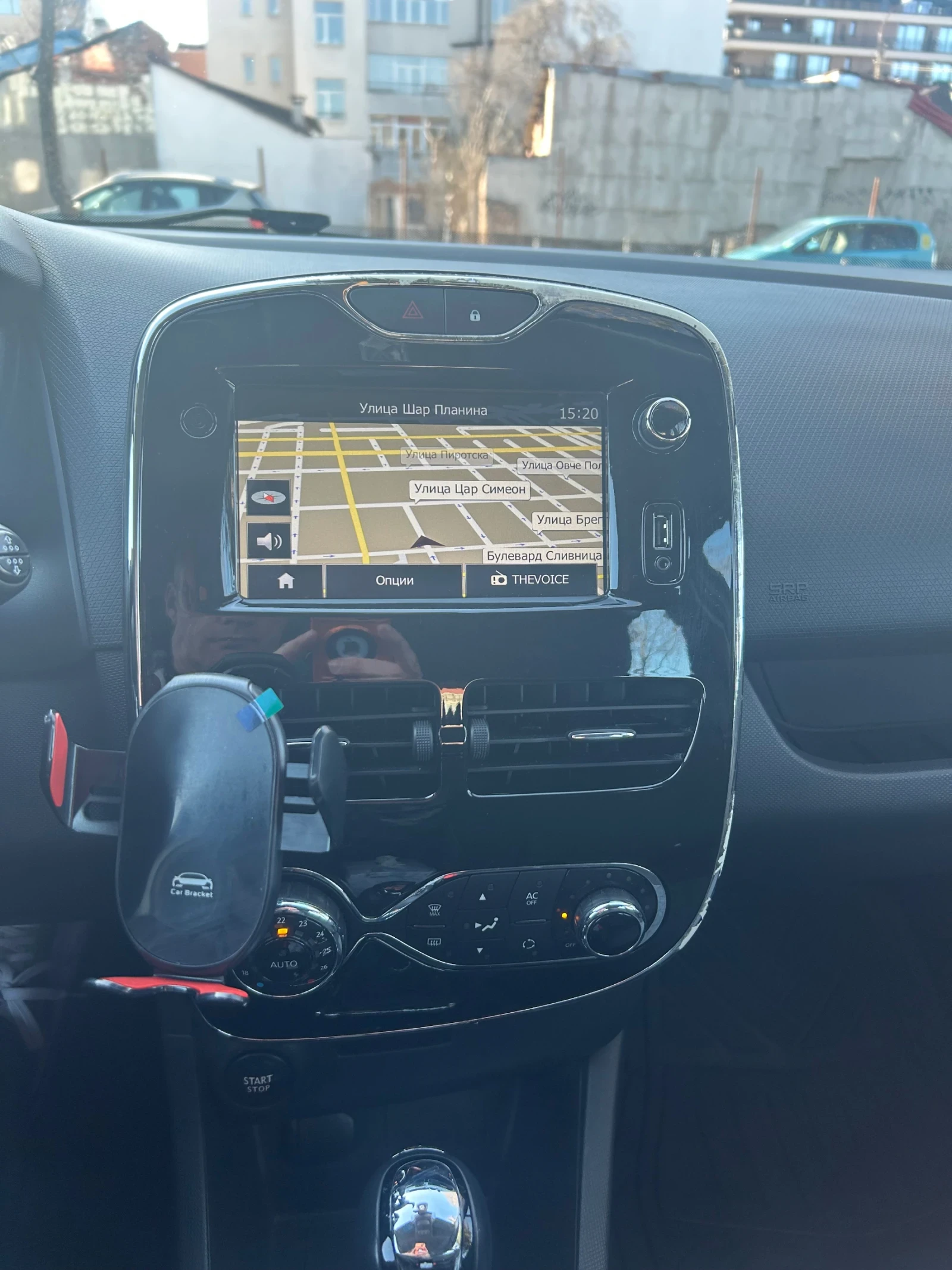 Renault Clio 1.2, 120 к.с., SWISSEDITION, снимка 15 - Автомобили и джипове - 53897435