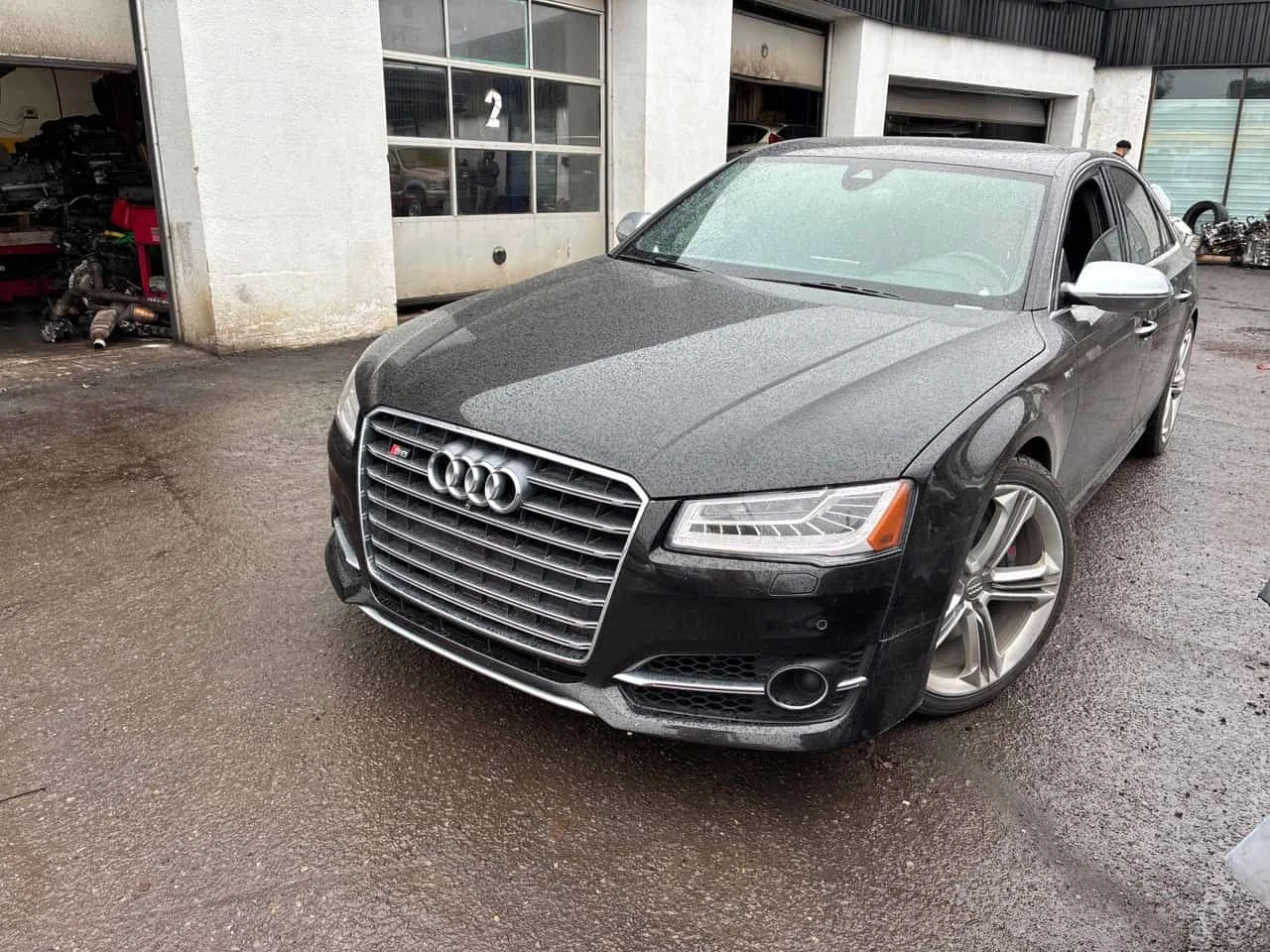 Audi S8 4dr Sdn  CARFAX